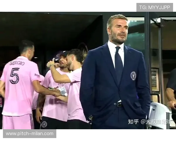 足球巨星揭秘心路历程 与球迷分享职业生涯的挑战与荣耀 足球巨星揭秘心路历程 与球迷分享职业生涯的挑战与荣耀