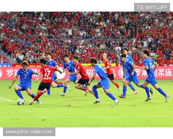 足球球星18荣耀之路展现拼搏精神与绿茵场上的传奇瞬间